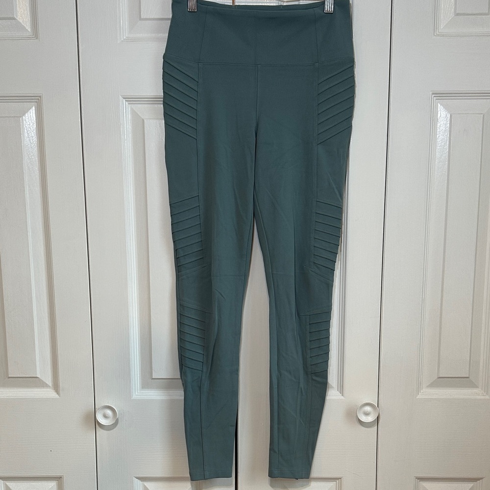 Athleta Delancey Moto Tight High Waisted Leggings in Sage Green Size Small - Picture 2 of 12